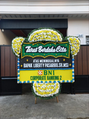 Papan Bunga Duka di Foramadiahi